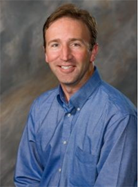 agronomist Mike Moechnig headshot